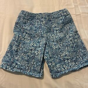 Lilly Pulitzer boys pull on shorts size large coral coast blooming together